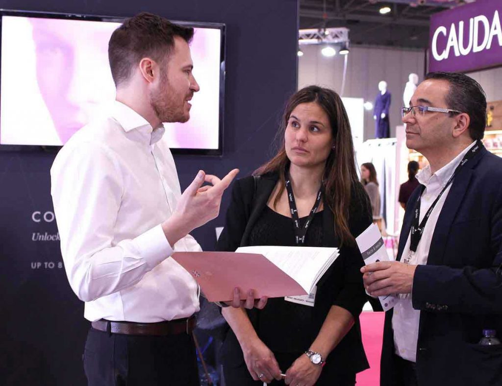 People Talking at Professional Beauty London 2019